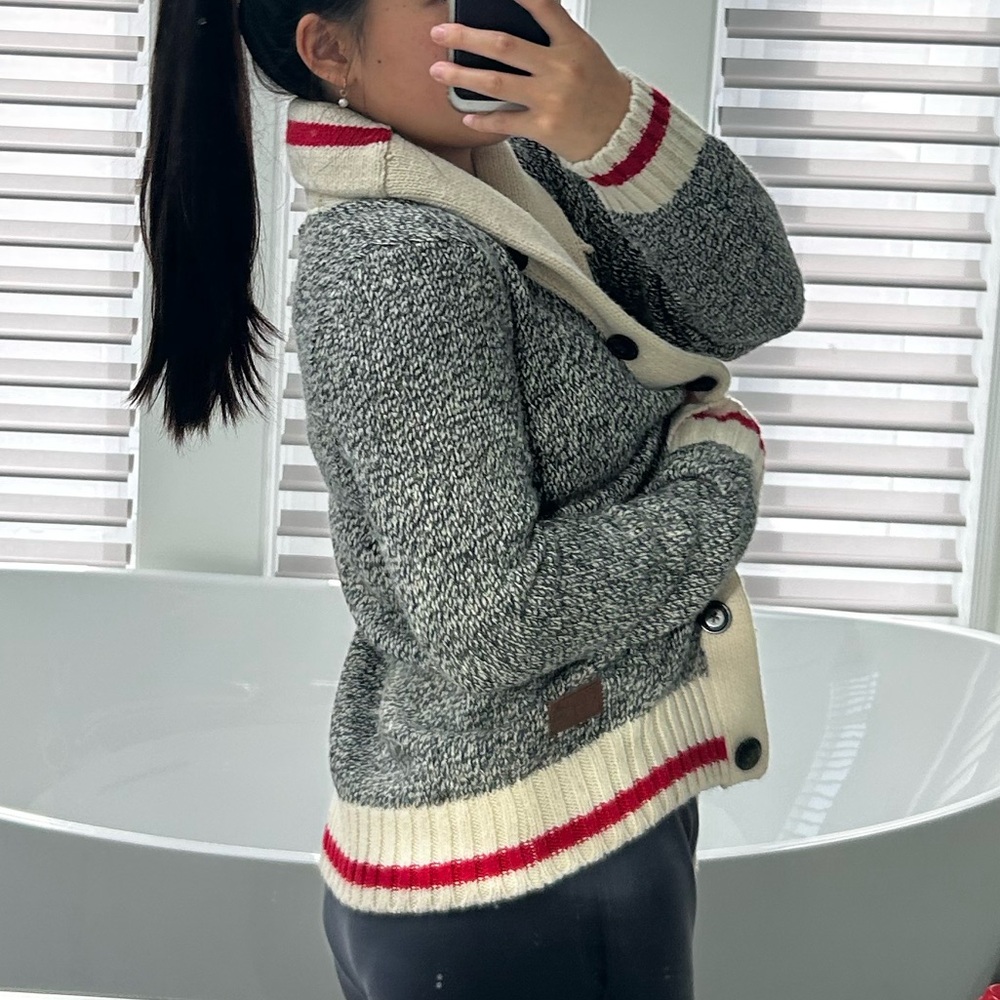 Roots Gray and Cream Cardigan Sweater